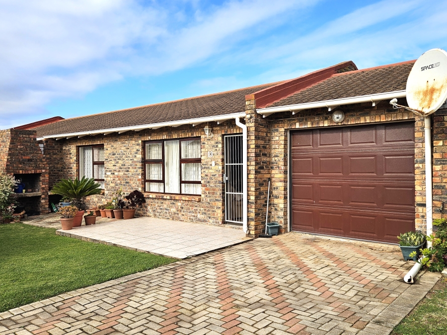2 Bedroom Property for Sale in C Place Eastern Cape